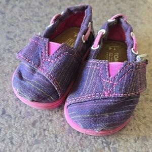 Toms toddler shoes, 4T, guc